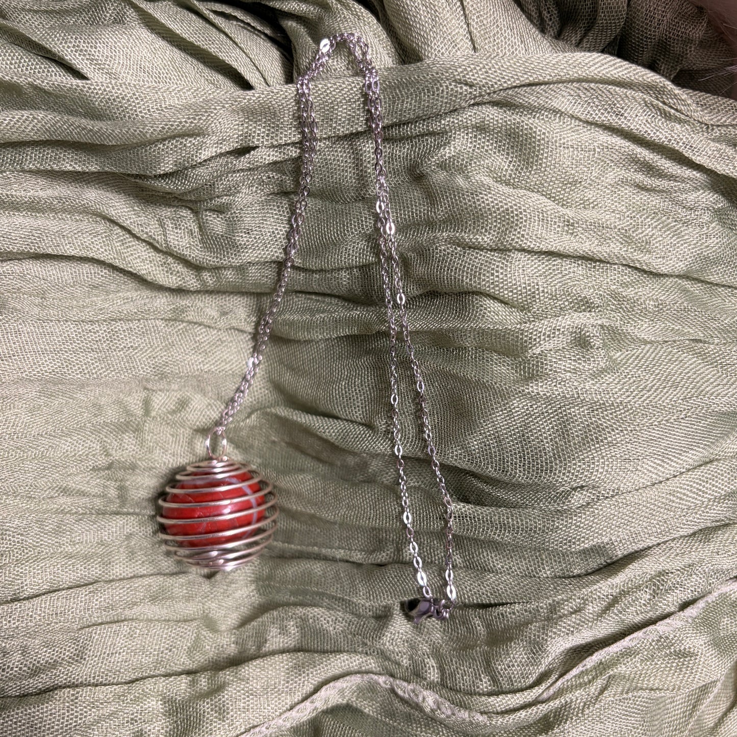 Tumble stone cage