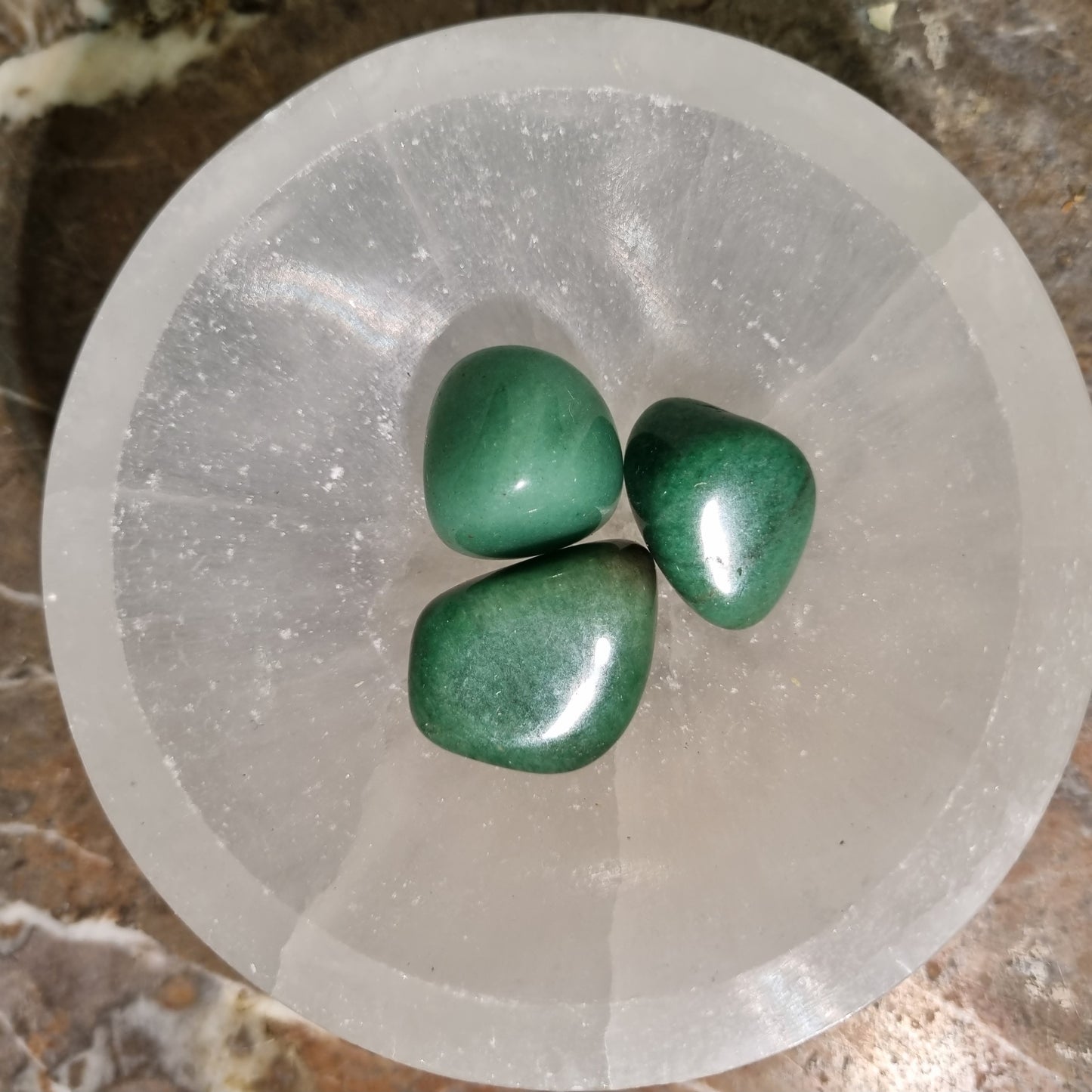Green Aventurine Tumbled Stone A Grade