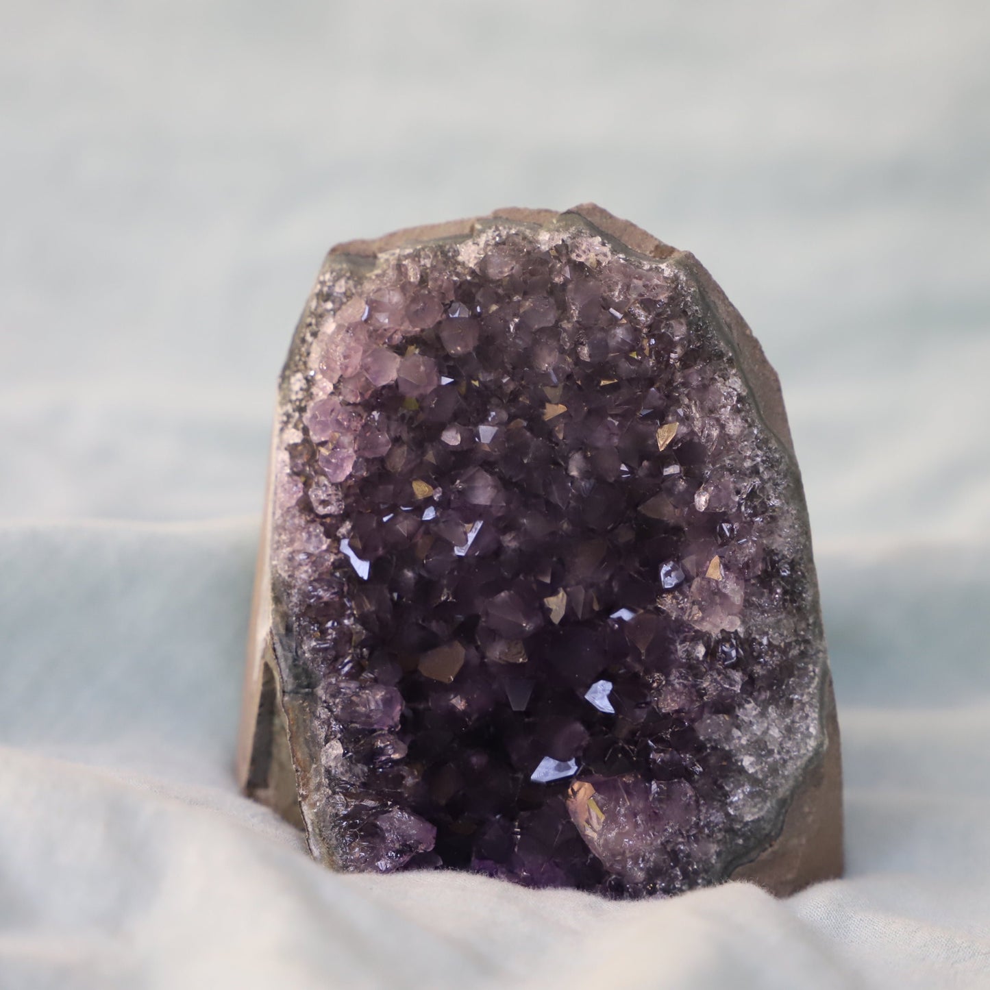 Amethyst Cut Base Cave 04