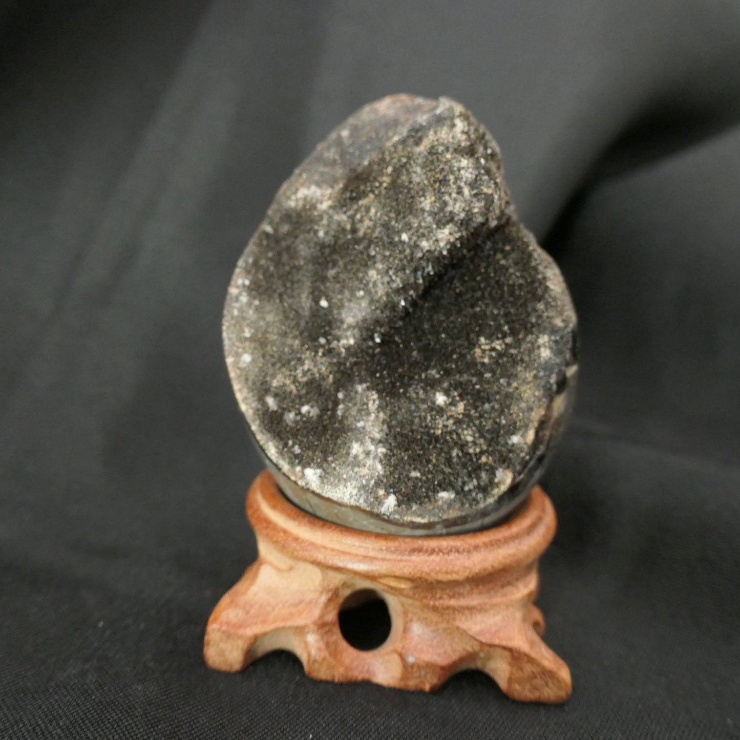 Velvet Septarian Egg - Medium 01
