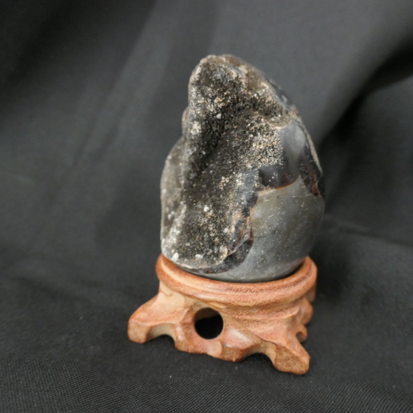 Velvet Septarian Egg - Medium 01