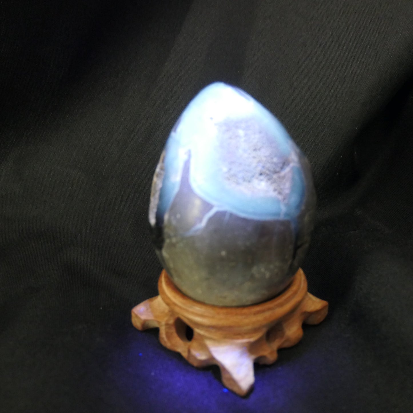 Velvet Septarian Egg - Medium 01