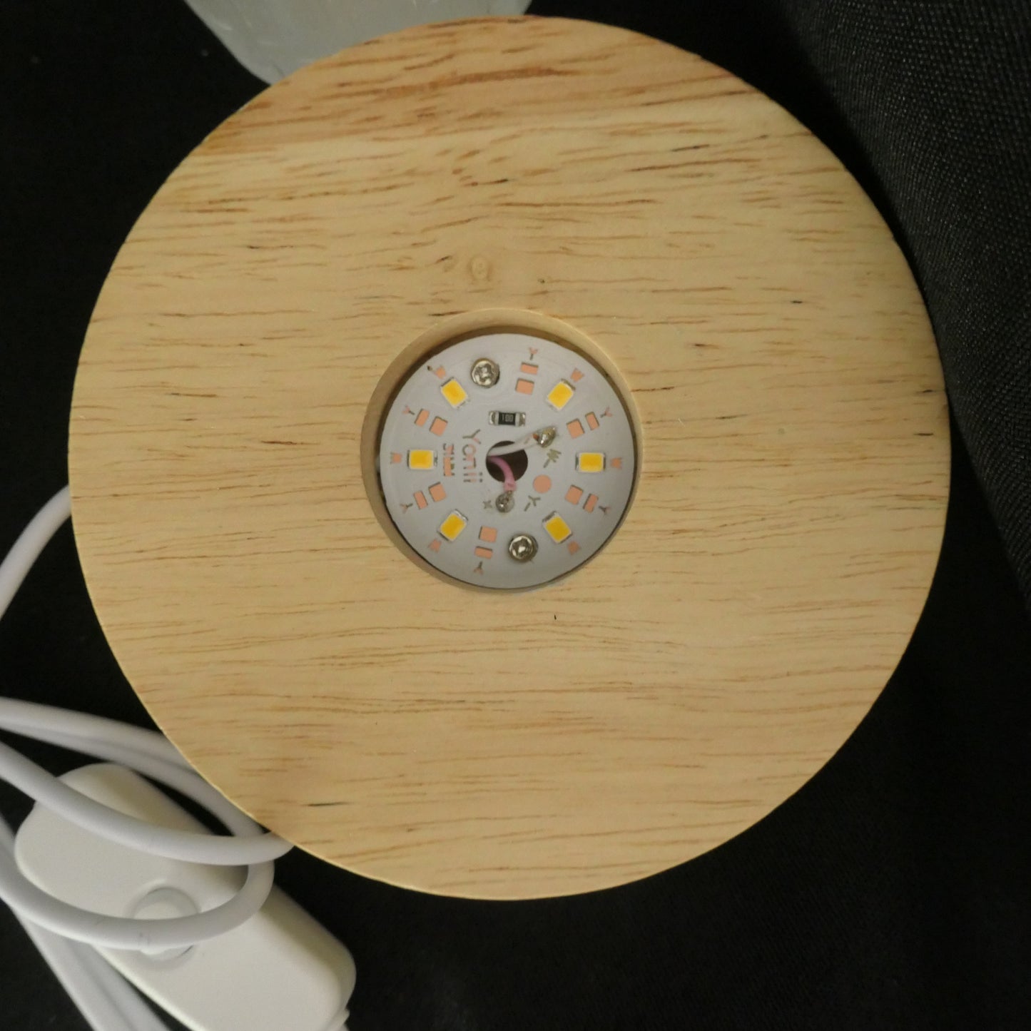 LED, UBS Warm White Light Base
