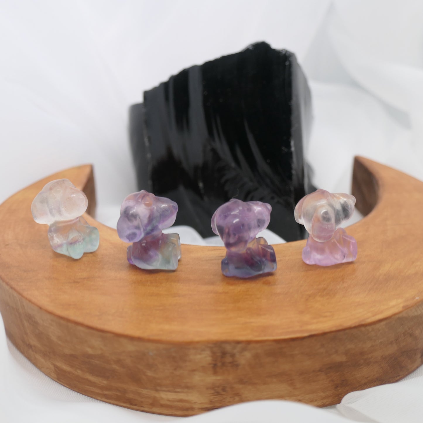 Mini Fluorite Carving Snoopy