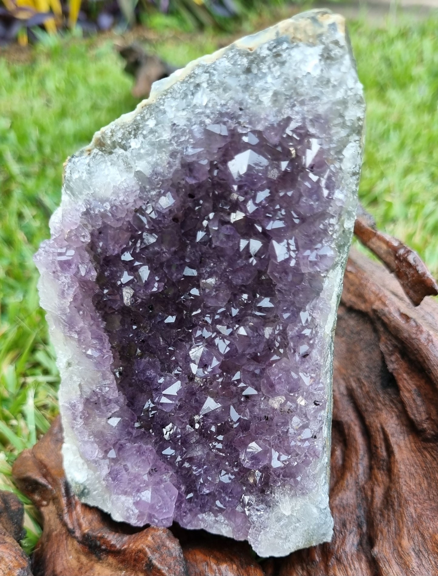 Amethyst Cut Base Cave 02