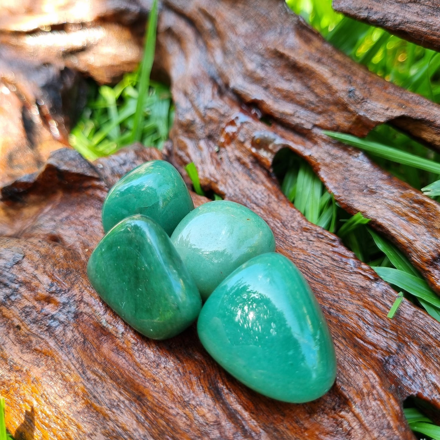 Green Aventurine Tumbled Stone A Grade