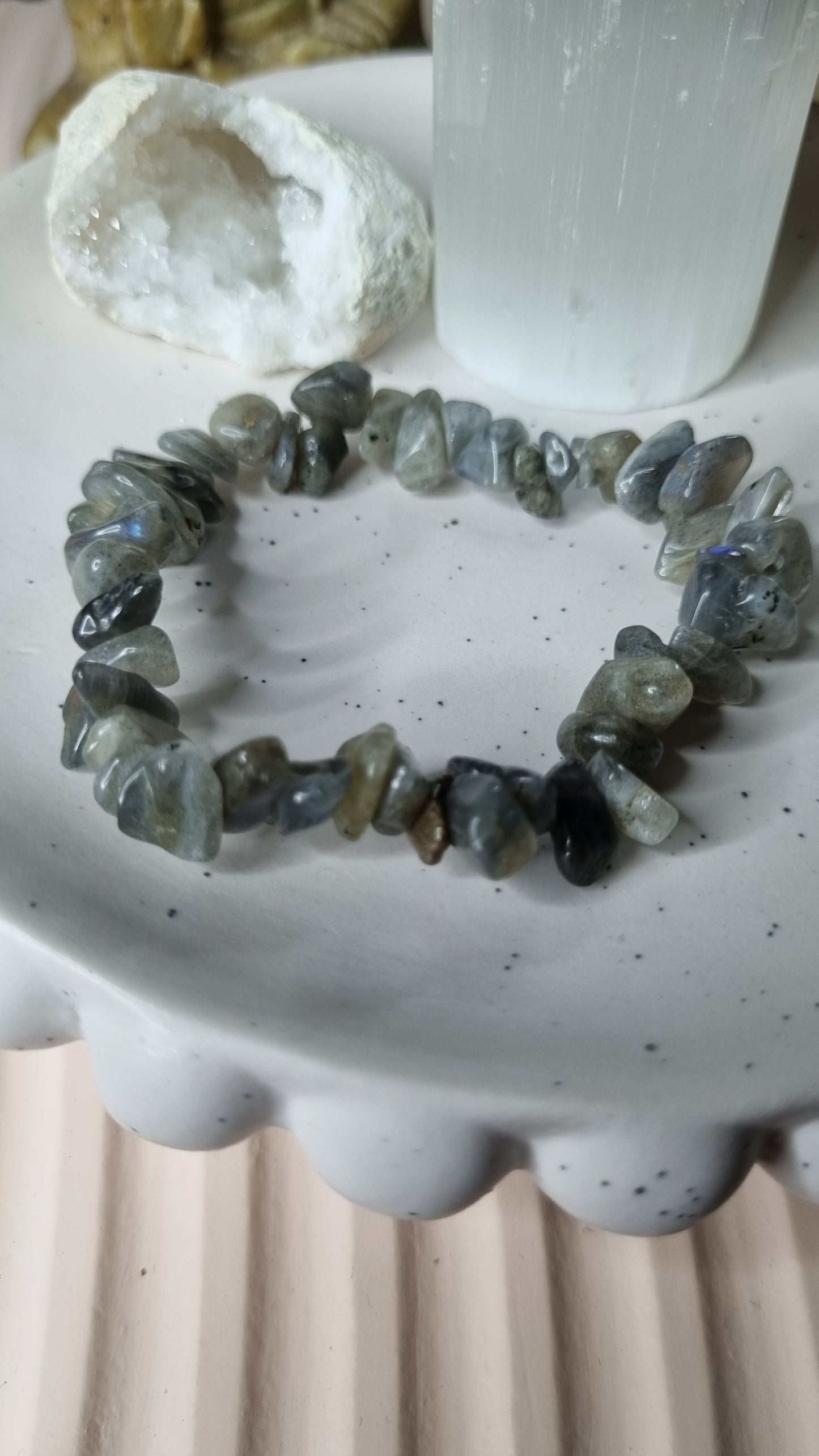 Labradorite chip bracelet