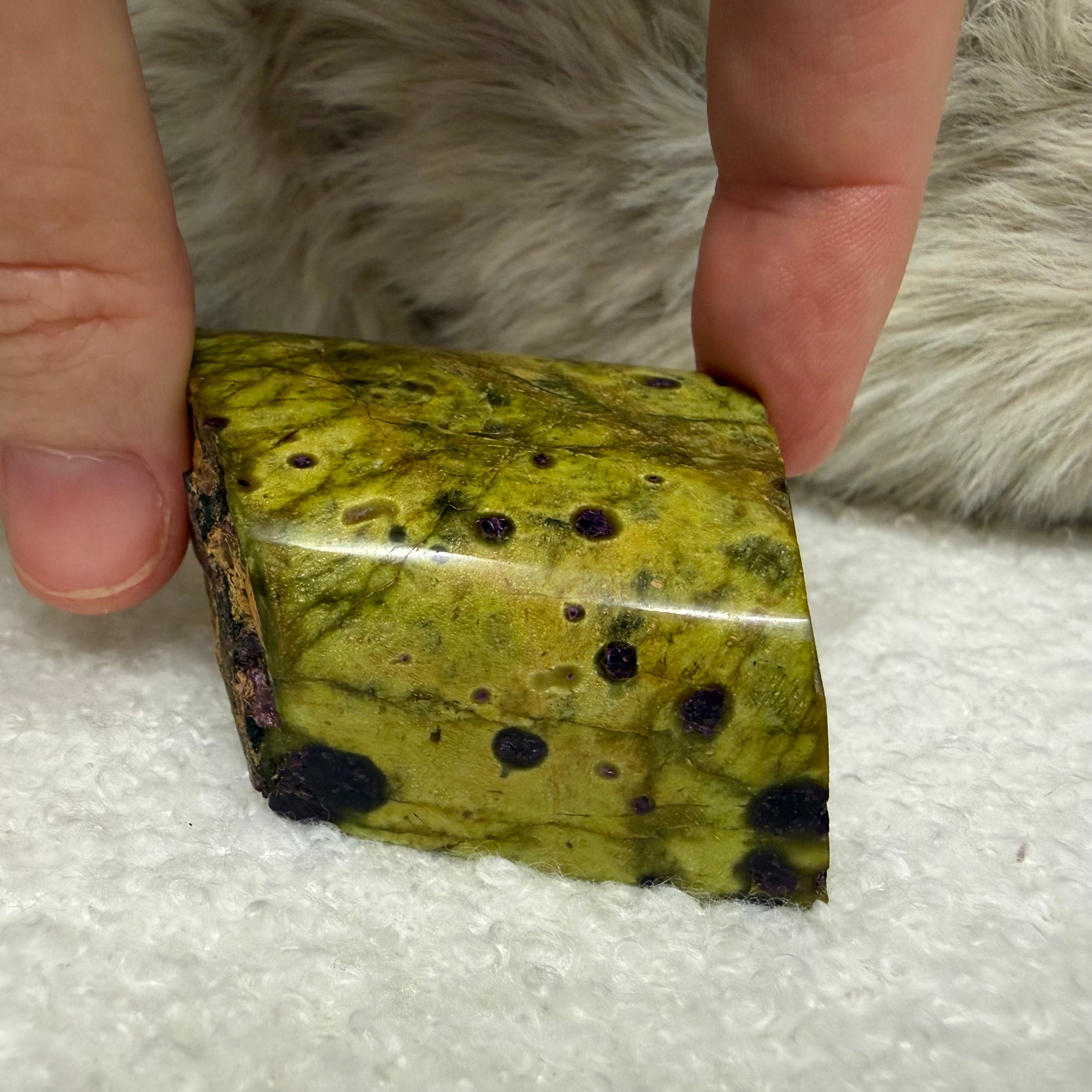 Serpentine and Stichtite - Atlantasite #1 – Crystal Chronicles