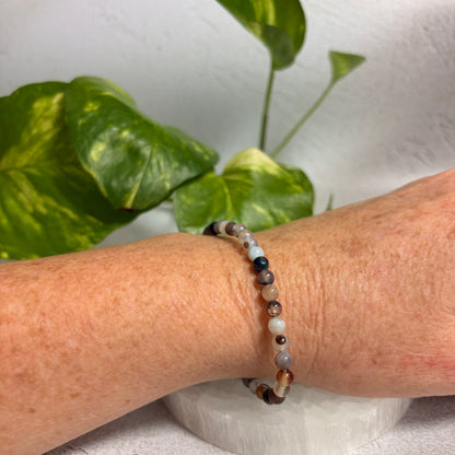 Botswana Agate Bead Bracelet 4mm