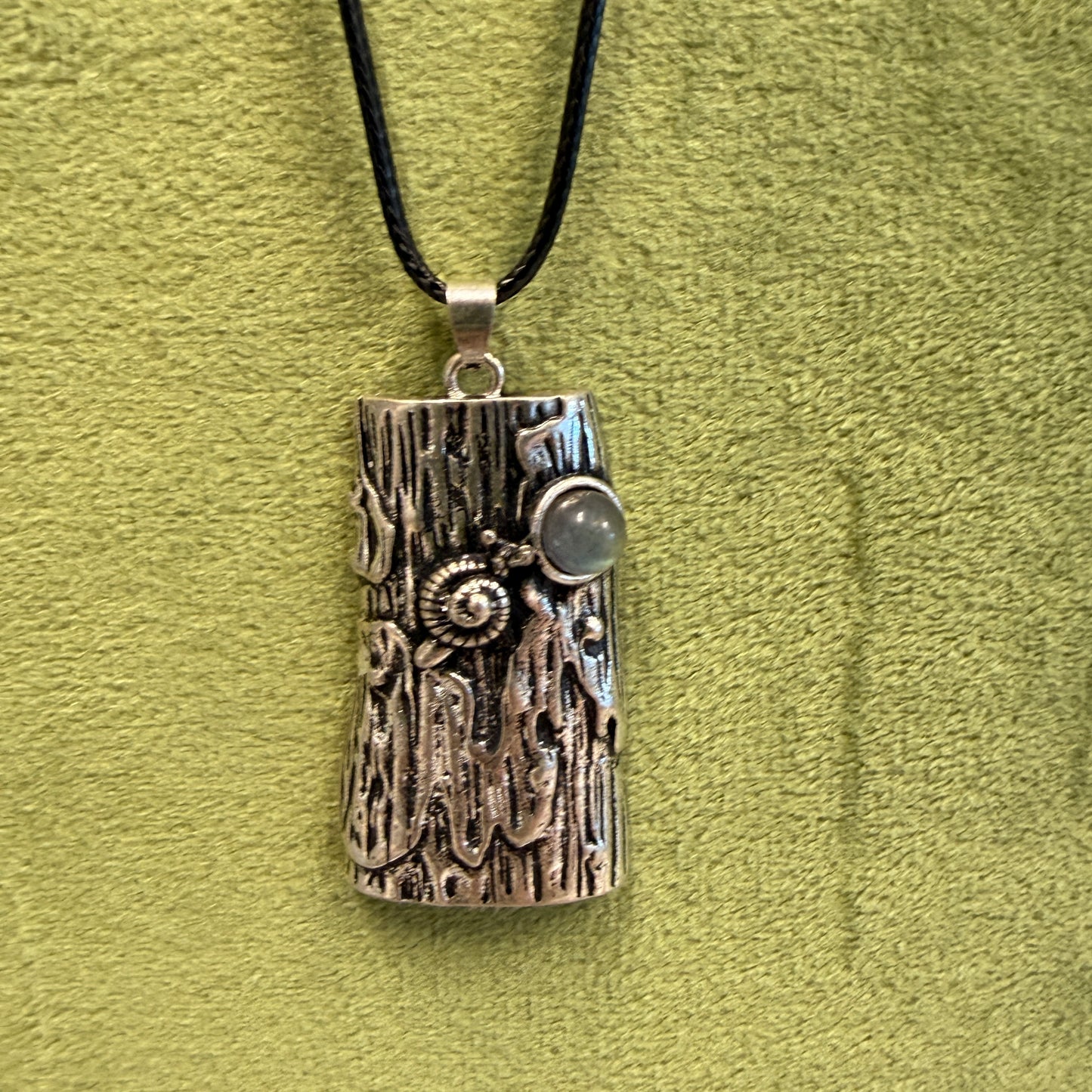 Labradorite Snail Necklace