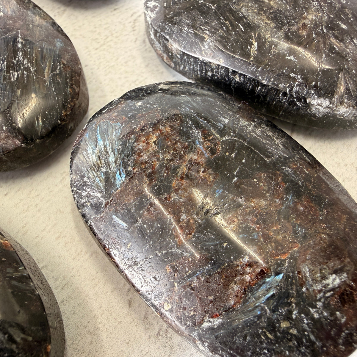 Arfvedsonite Palm Stones