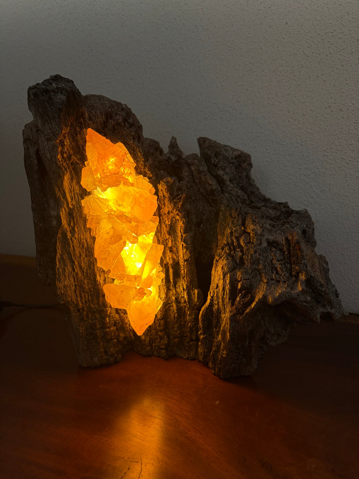 Crystal Lamp - Honey Calcite