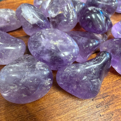 Amethyst Tumbled Stones - 2-3cm