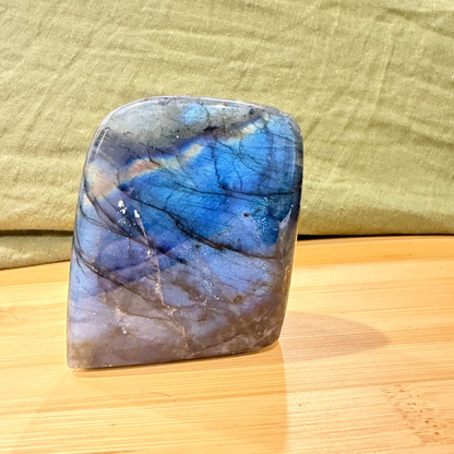 Labradorite free form LFF3