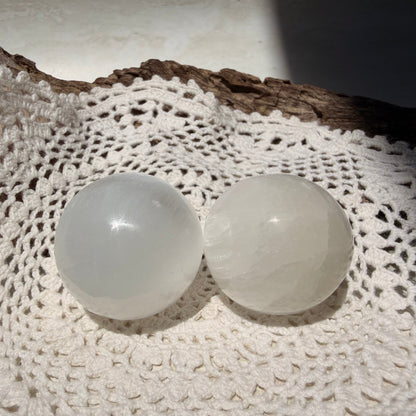 Selenite Sphere - 4cm