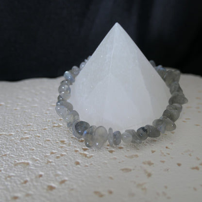 Labradorite Chip Bracelet - Adjustable