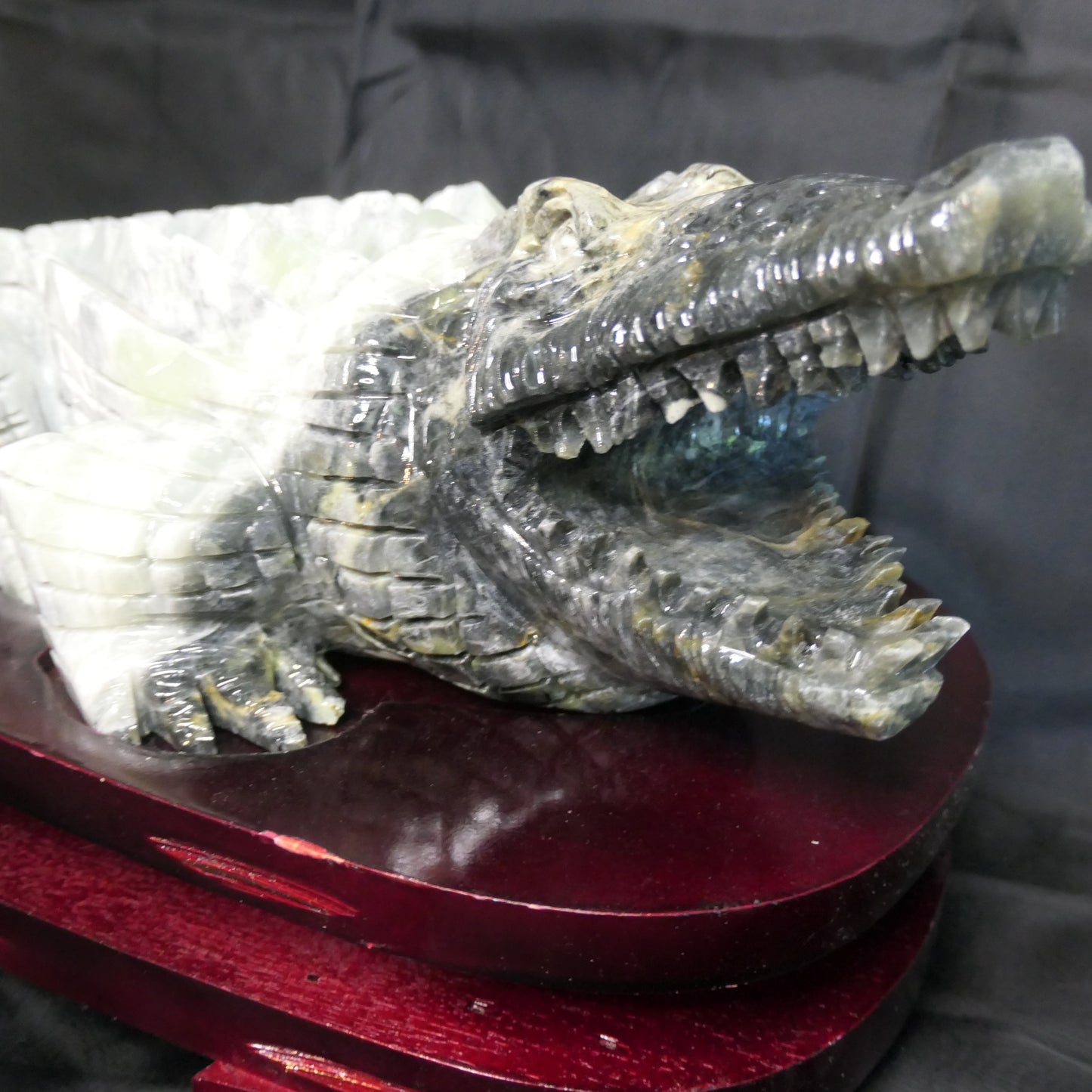 'Murry' Serpentine Crocodile Carving