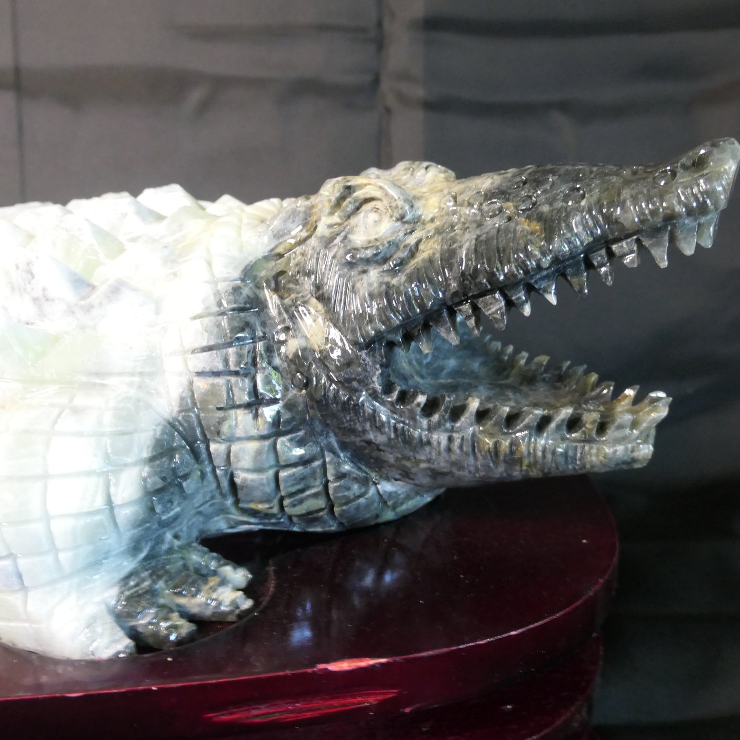 'Murry' Serpentine Crocodile Carving
