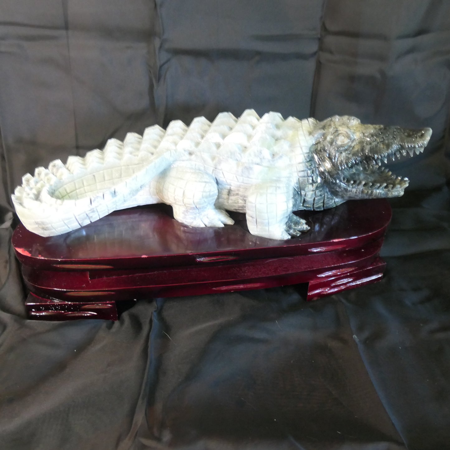 'Murry' Serpentine Crocodile Carving