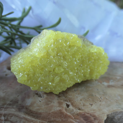 Sulphur Cluster #1 on Matrix
