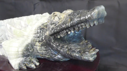 'Murry' Serpentine Crocodile Carving