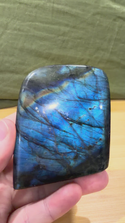 Labradorite free form LFF3